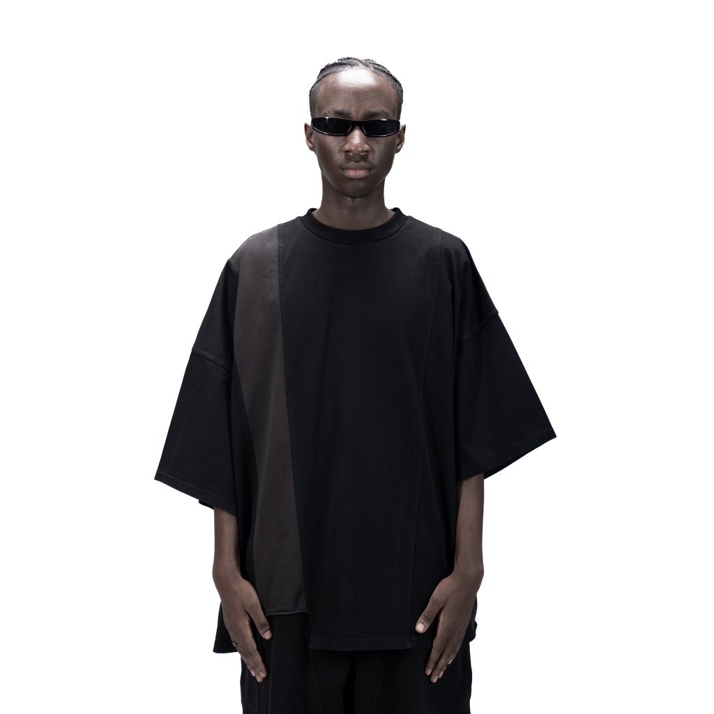 ASYMMETRICAL T-SHIRT - BLACK
