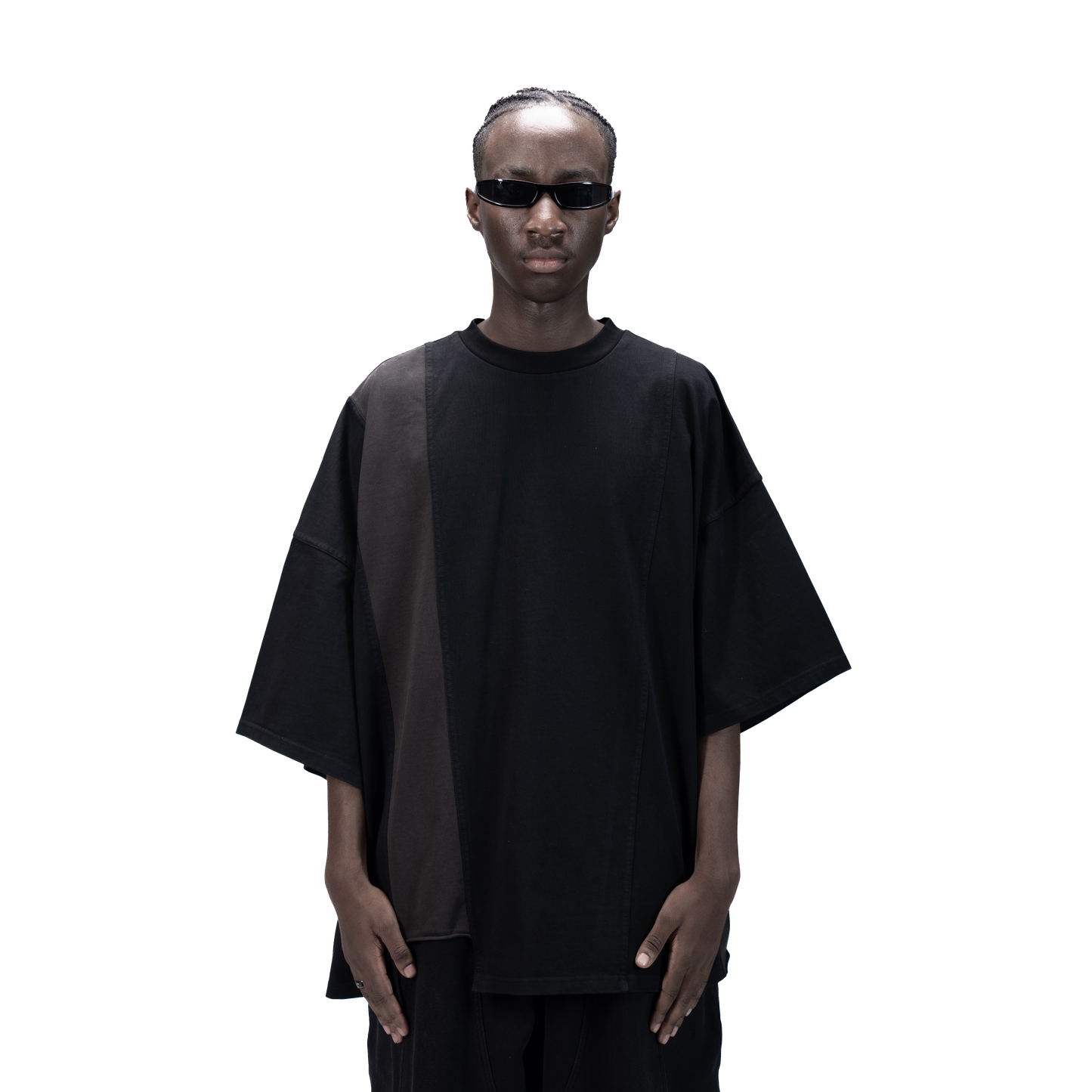 [PRE-ORDER] ASYMMETRICAL T-SHIRT - BLACK
