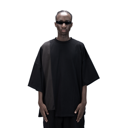 [PRE-ORDER] ASYMMETRICAL T-SHIRT - BLACK