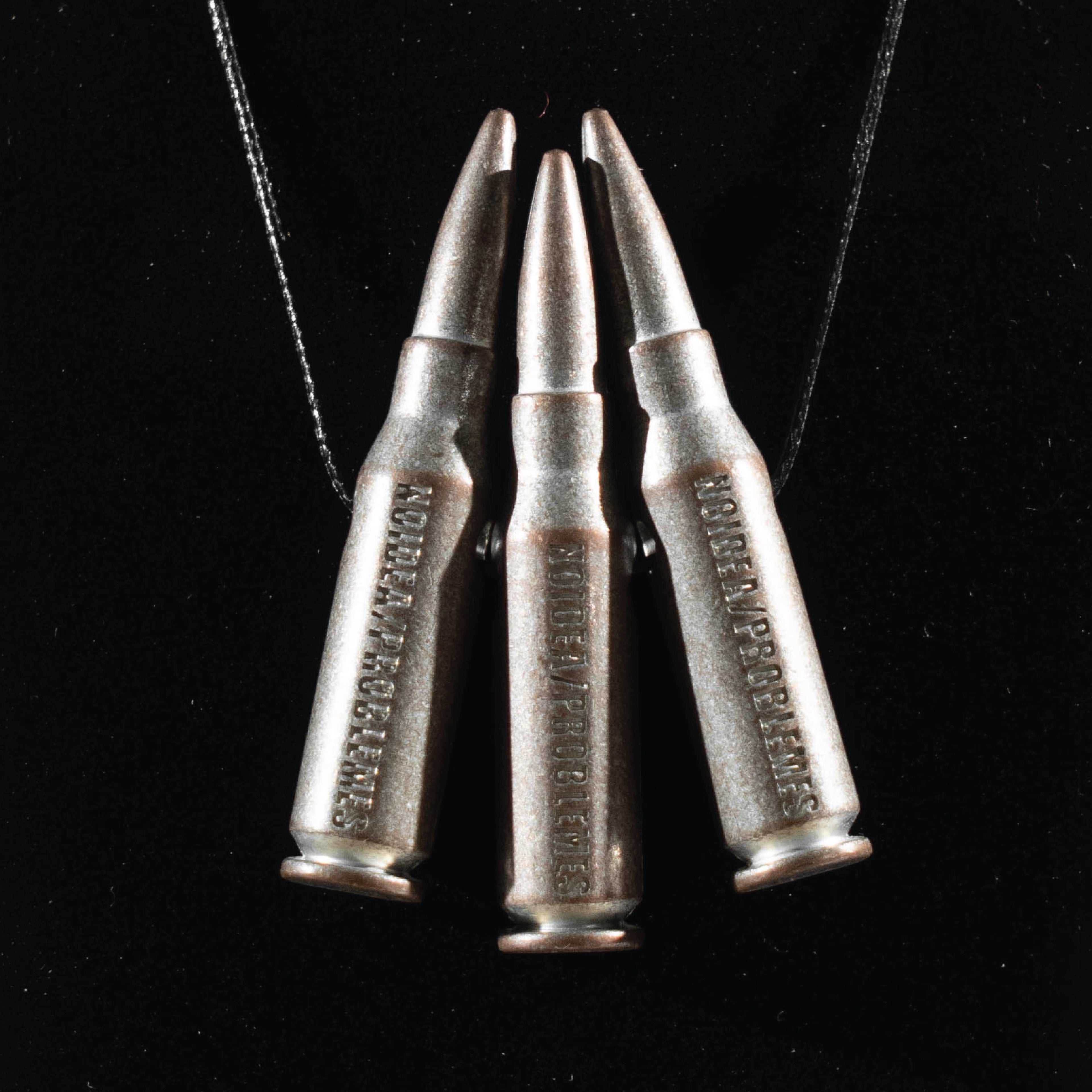 BULLET X3 NECKLACE