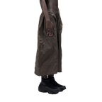 SPLIT CURVE JORTS - BROWN