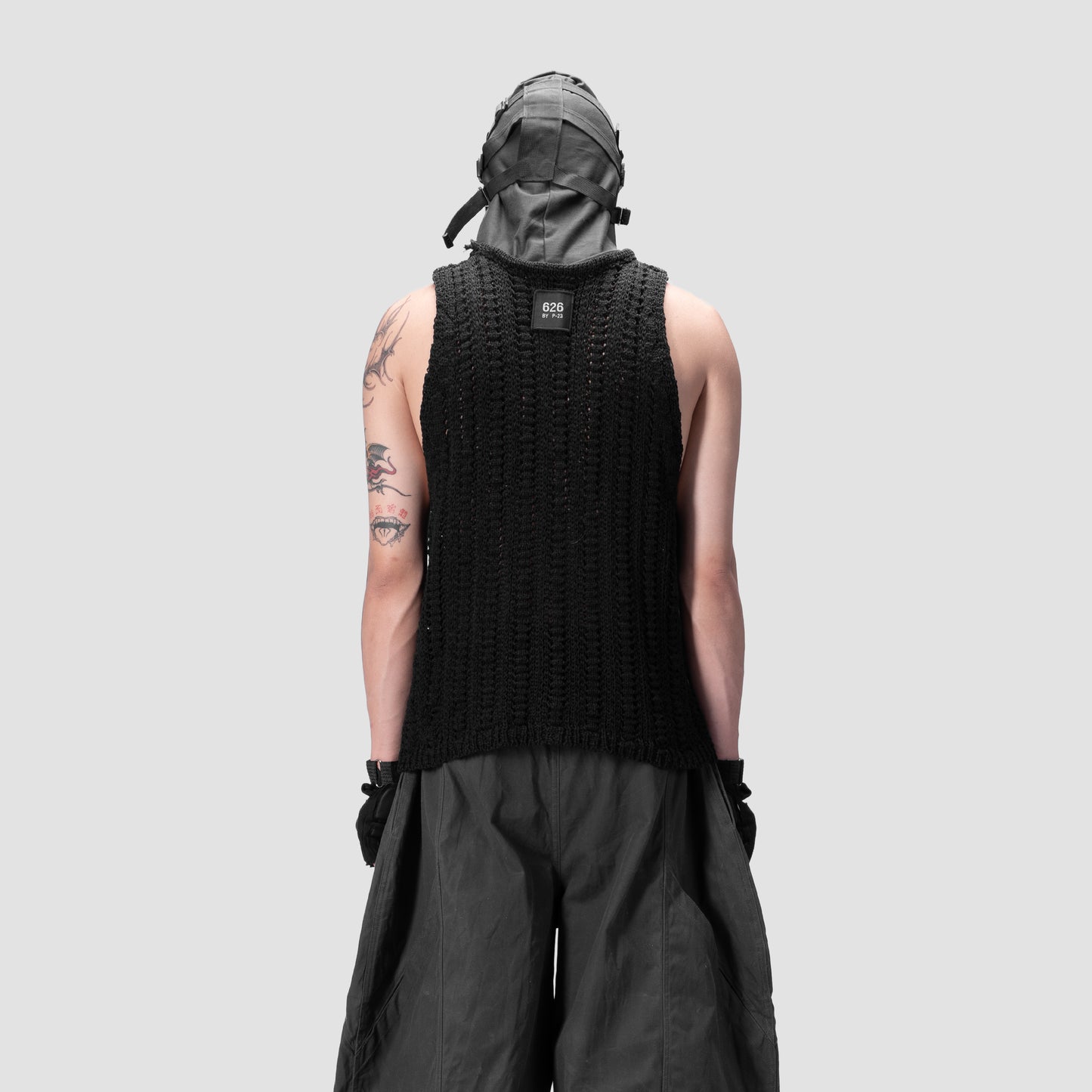 626 KNITTED SINGLET - BLACK